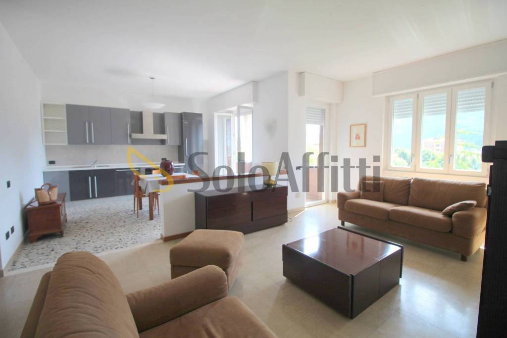 appartamento in affitto a Lecco in zona Belledo