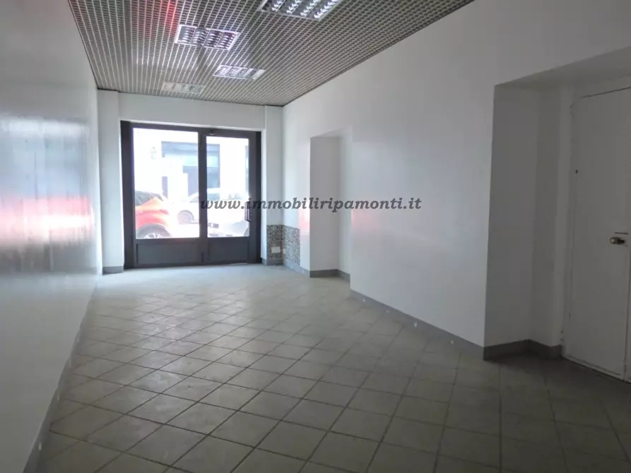 negozio in affitto a Lecco in zona Corso Martiri