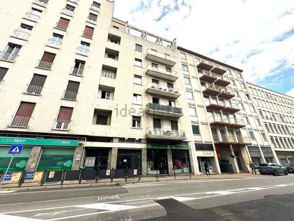 negozio in affitto a Lecco in zona Corso Martiri