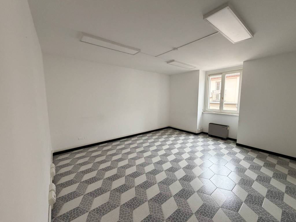 ufficio in affitto a Lecco in zona Lecco Centro