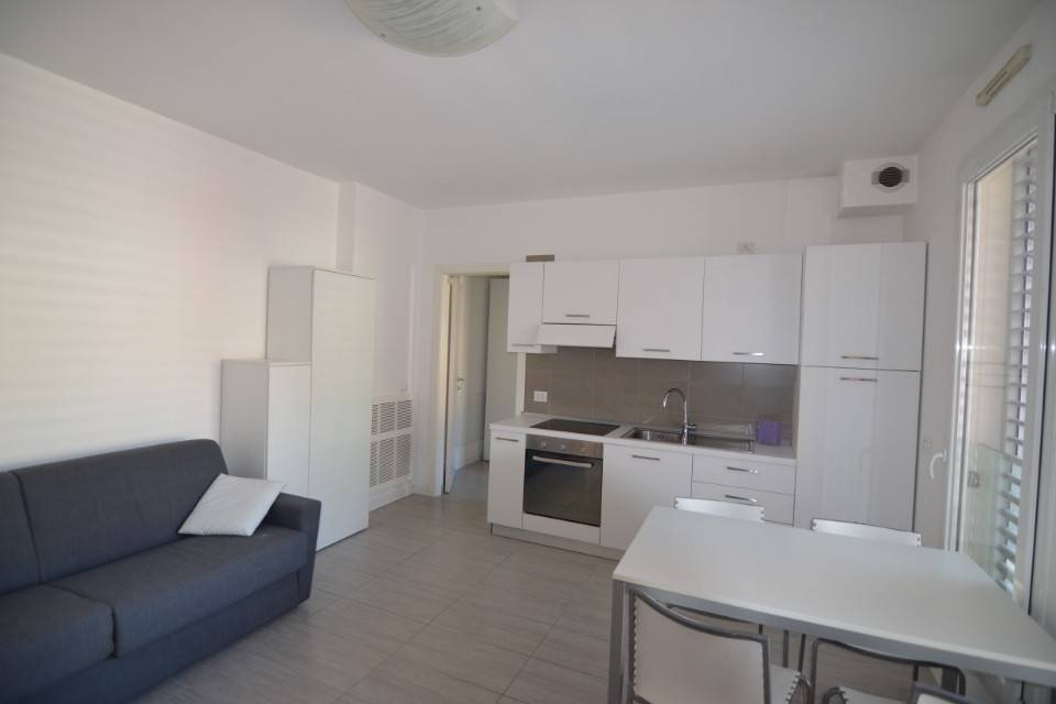 appartamento in affitto a Lecco in zona Acquate