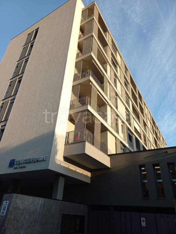 appartamento in affitto a Lecco in zona Caleotto