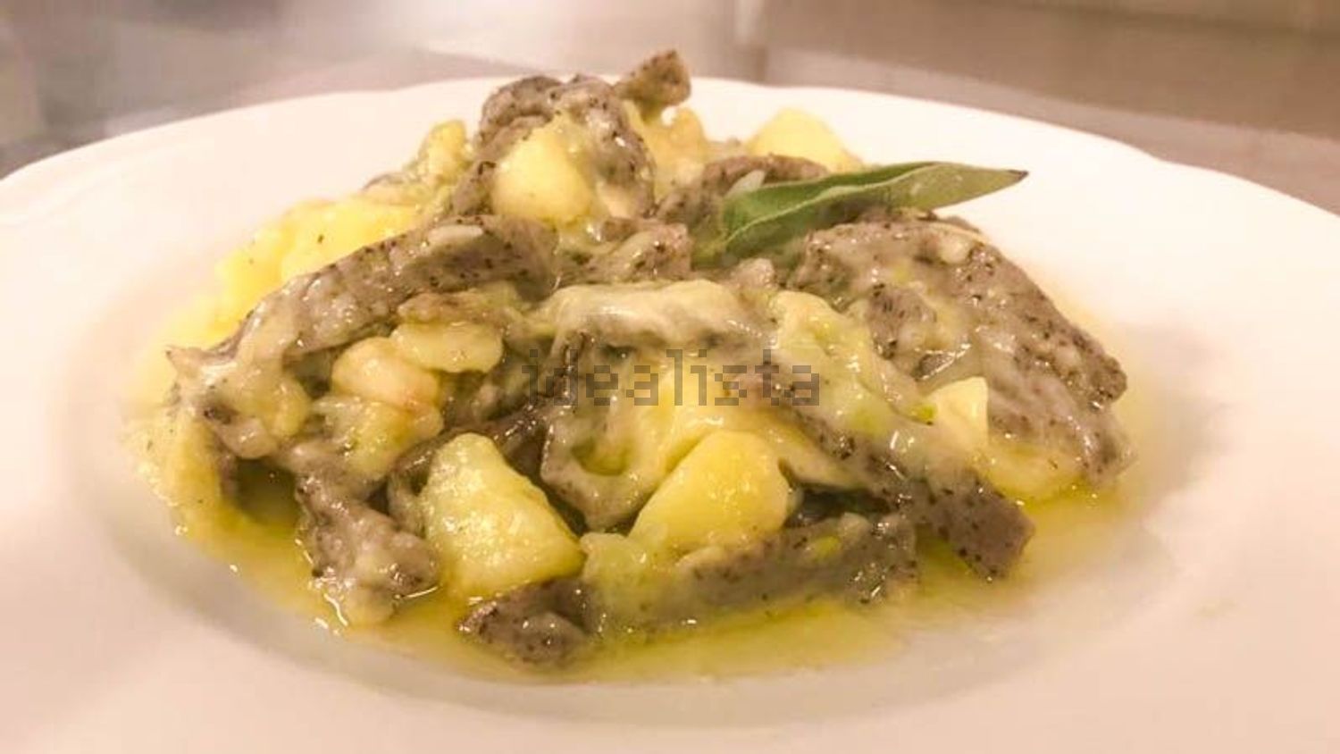 negozio in affitto a Lecco