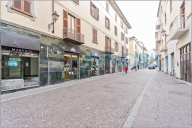 negozio in affitto a Lecco in zona Lecco Centro