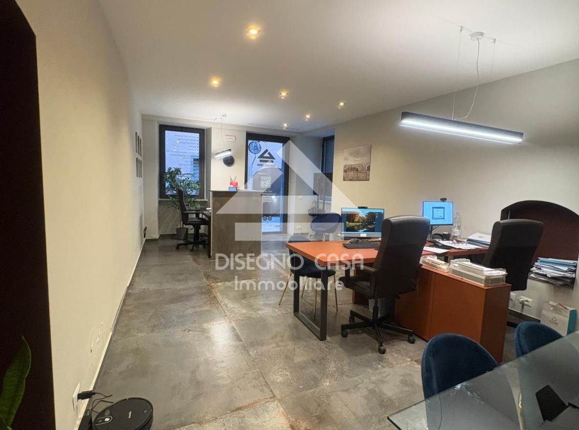 negozio in affitto a Lecco