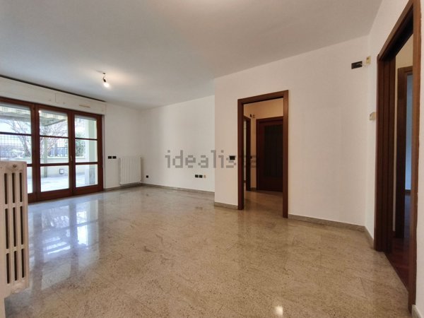 appartamento in affitto a Lecco in zona Viale Montegrappa