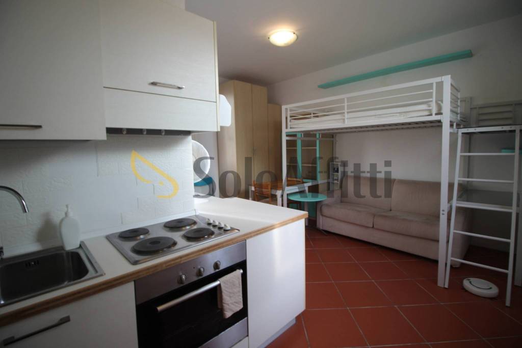 appartamento in affitto a Lecco in zona Pescarenico