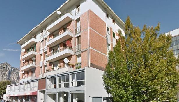 negozio in affitto a Lecco in zona Germanedo