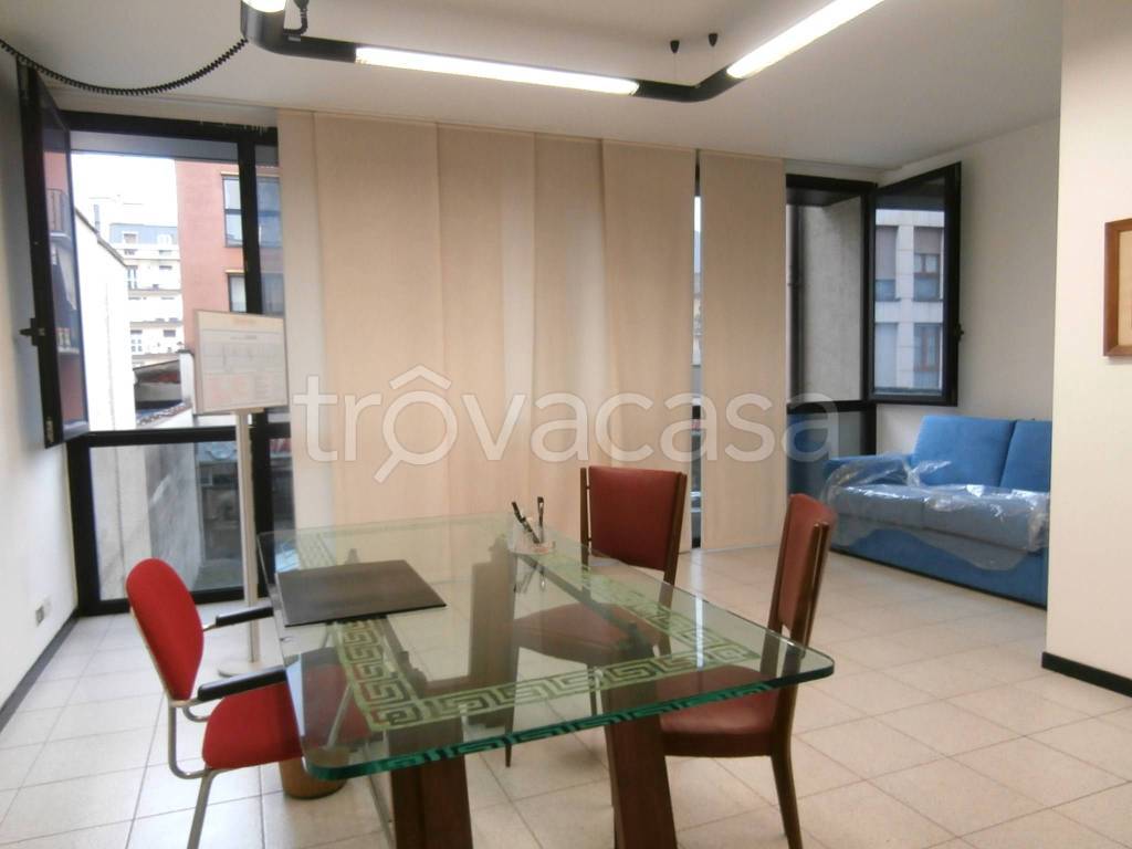 appartamento in affitto a Lecco in zona Lecco Centro