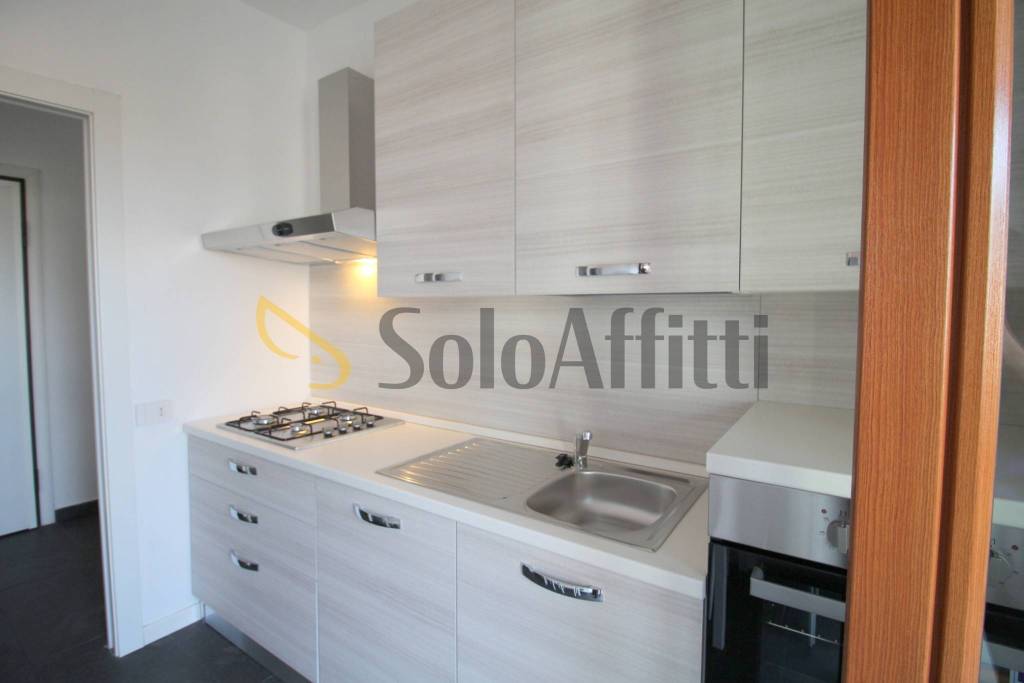 appartamento in affitto a Lecco in zona Pescarenico