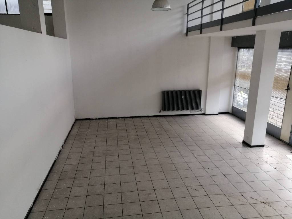 appartamento in affitto a Lecco in zona Belledo