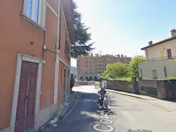 negozio in affitto a Lecco in zona San Giovanni