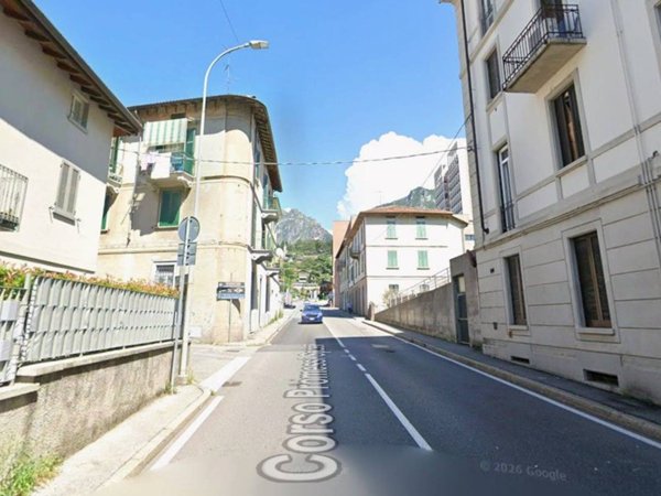 negozio in affitto a Lecco in zona Castello