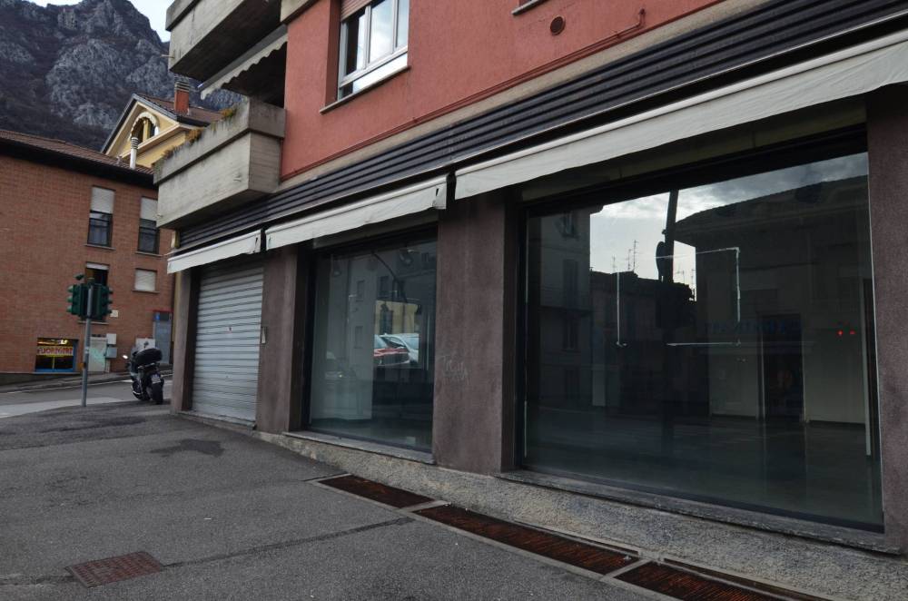locale commerciale in affitto a Lecco in zona San Giovanni