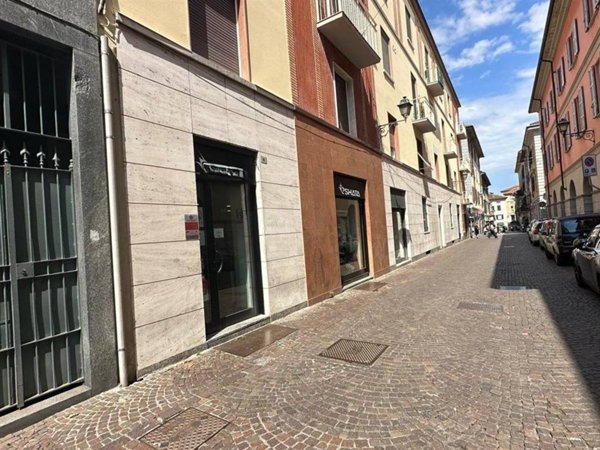 negozio in affitto a Lecco in zona Lecco Centro