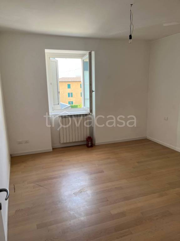 appartamento in affitto a Lecco in zona Acquate