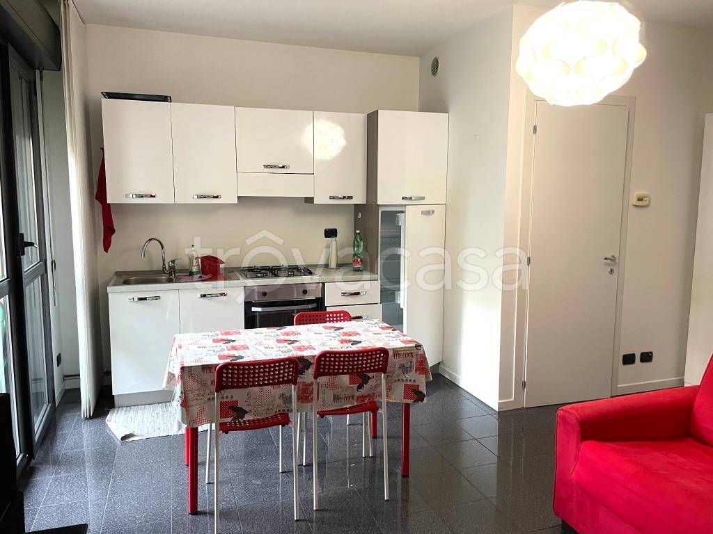 appartamento in affitto a Lecco in zona Rancio