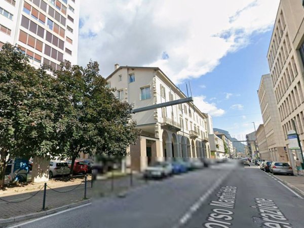 appartamento in affitto a Lecco in zona Pescarenico
