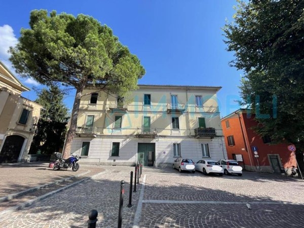 appartamento in affitto a Lecco in zona Pescarenico