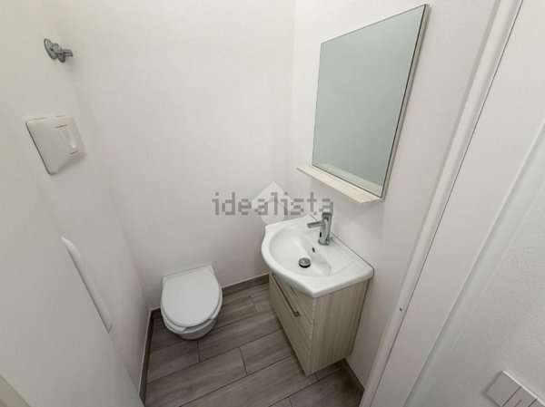 ufficio in affitto a Lecco in zona Lecco Centro