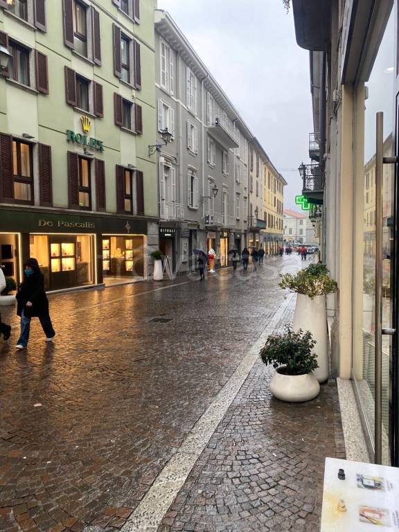 box auto in affitto a Lecco in zona Lecco Centro