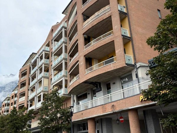 appartamento in affitto a Lecco in zona Acquate