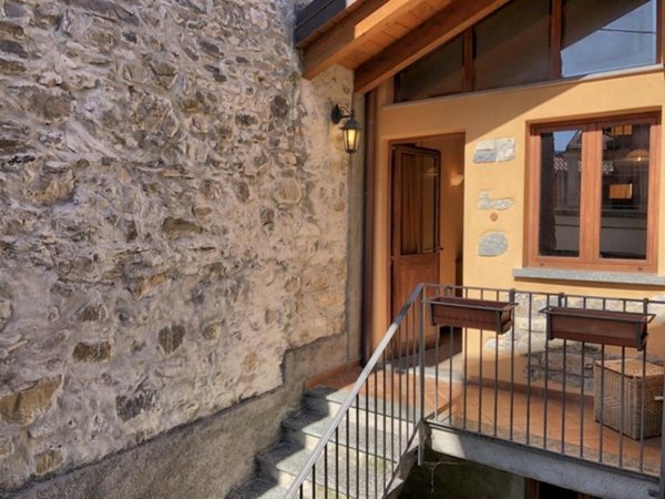 casa indipendente in affitto a Lierna