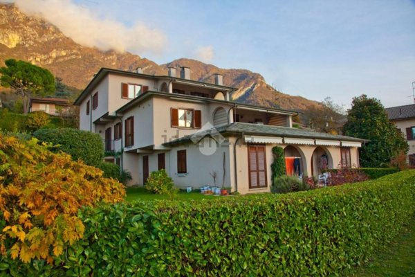 appartamento in affitto a Lierna