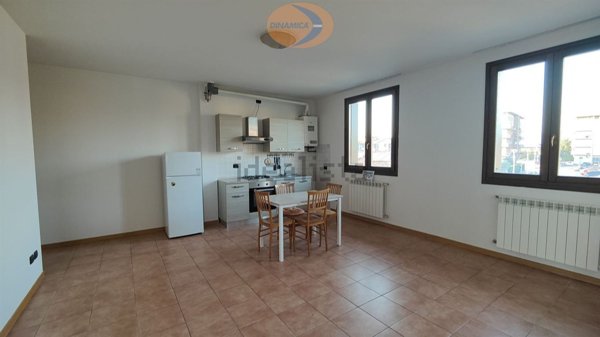 appartamento in affitto a Lomagna