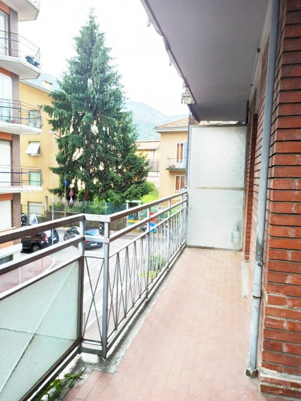 appartamento in affitto a Malgrate