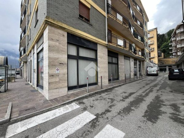 ufficio in affitto a Malgrate