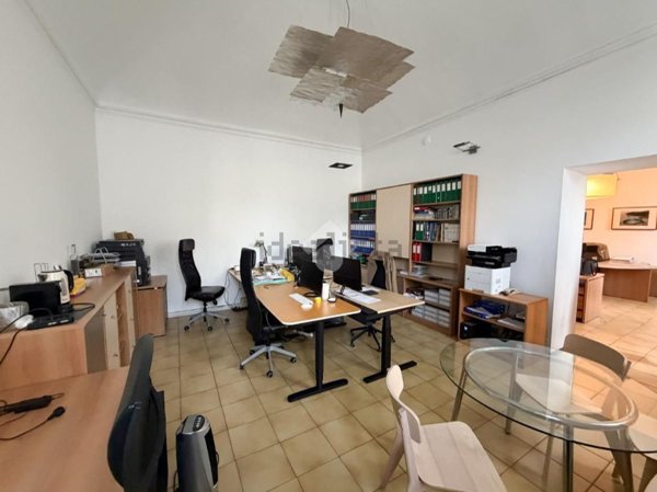 ufficio in affitto a Malgrate