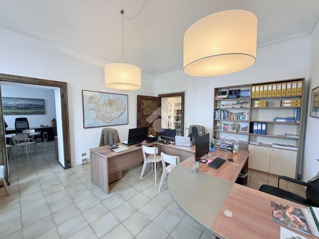 ufficio in affitto a Malgrate