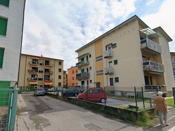 appartamento in affitto a Malgrate
