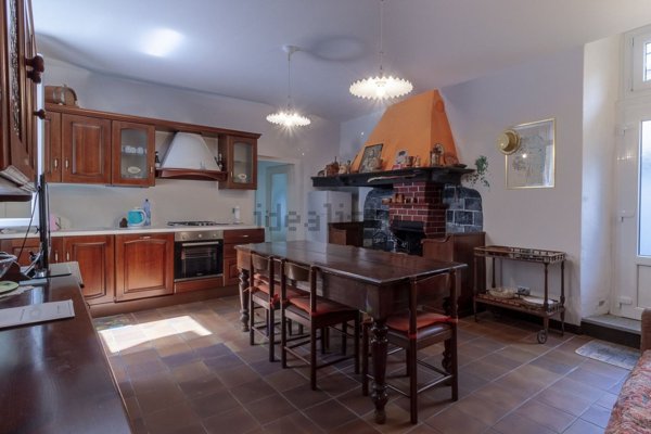 appartamento in affitto a Mandello del Lario in zona Rongio