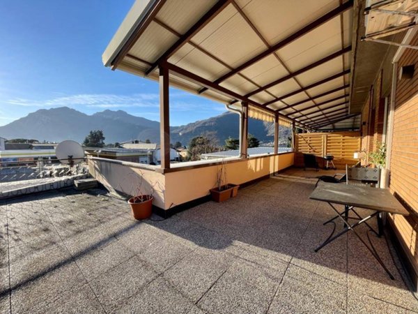 appartamento in affitto a Mandello del Lario