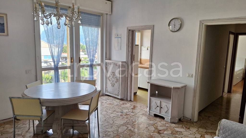 appartamento in affitto a Mandello del Lario