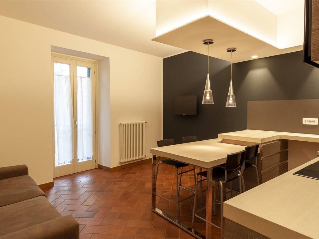 appartamento in affitto a Mandello del Lario