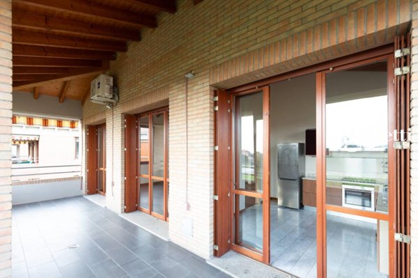 appartamento in affitto a Merate