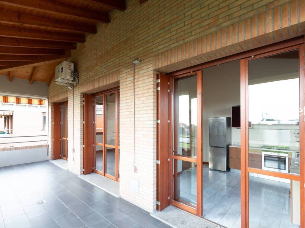appartamento in affitto a Merate