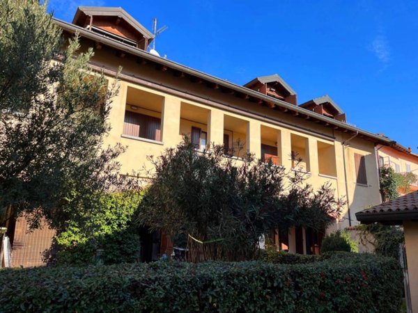 appartamento in affitto a Merate