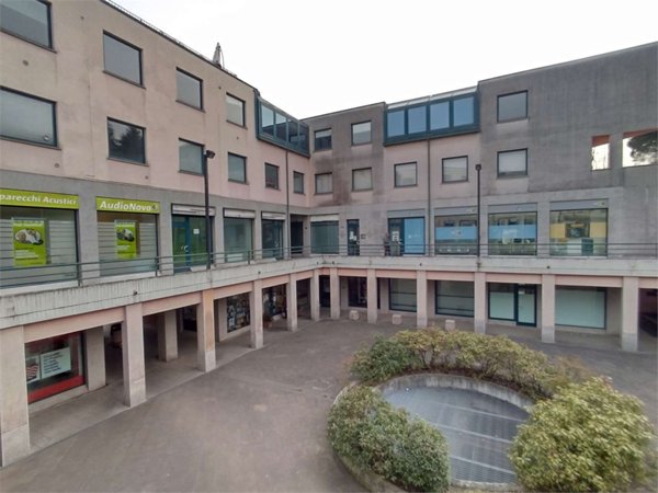 ufficio in affitto a Merate