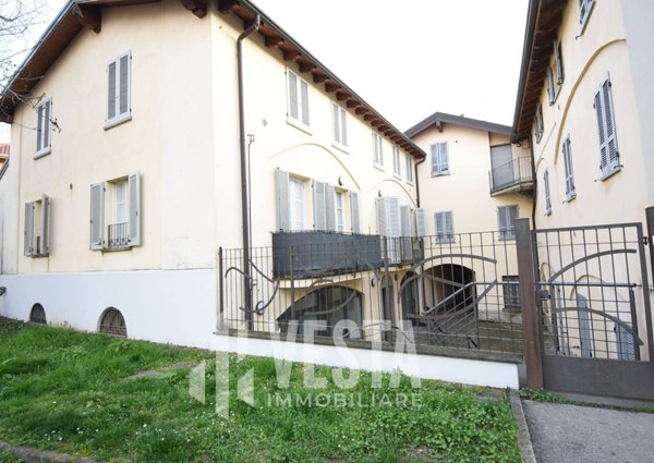 appartamento in affitto a Merate