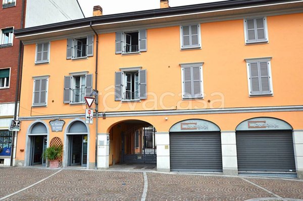 appartamento in affitto a Merate