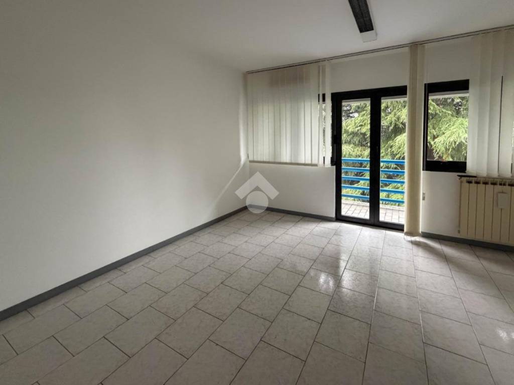 appartamento in affitto a Merate