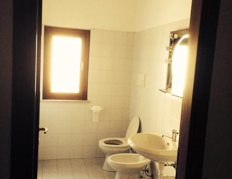 ufficio in affitto a Merate in zona Sartirana
