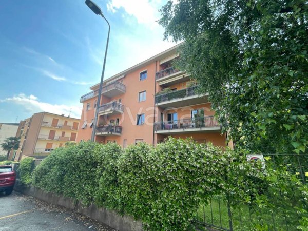 appartamento in affitto a Merate in zona Sartirana