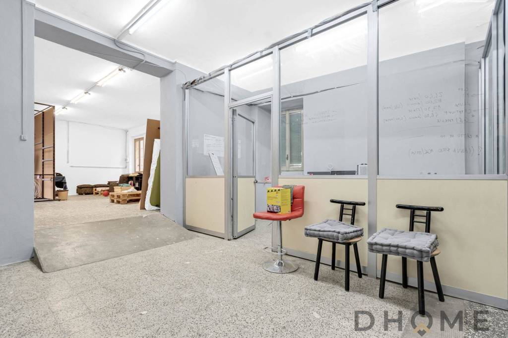 locale commerciale in affitto a Missaglia