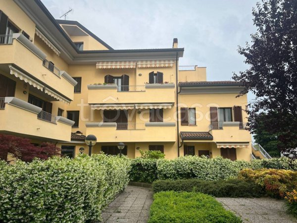 appartamento in affitto a Missaglia