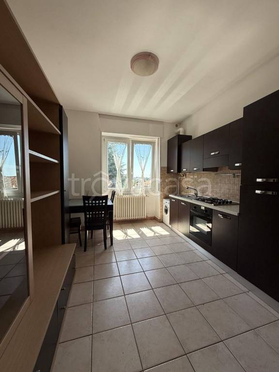 appartamento in affitto a Missaglia in zona Maresso